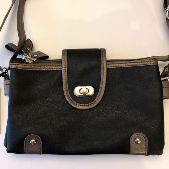 Gold Coast Bags Gold Coast Black Taupe Shoulder Bag 3 Pockets